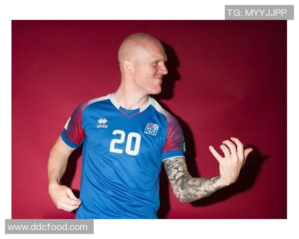 足球明星哈斯马丁的传奇人生与赛场背后的故事揭秘