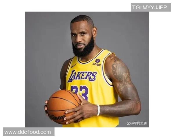 男明星们的篮球技术出众展现运动魅力引发粉丝热议